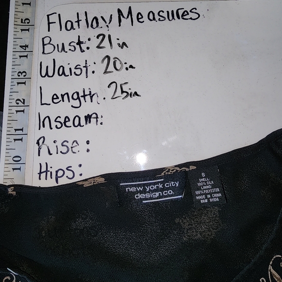 Vintage y2k black bellsleeved vneck top - Picture 4 of 4